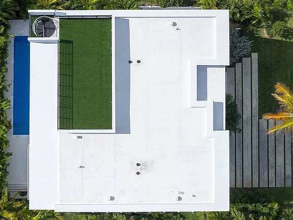 278 190 Street, photo 23